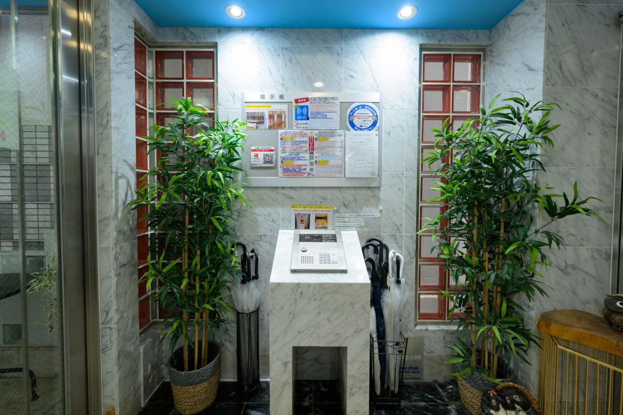 Hotel Aaron通天東 Осака Екстериор снимка